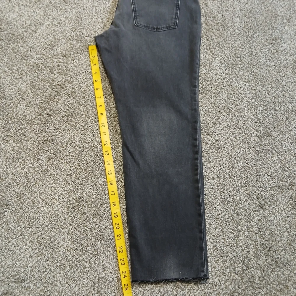 Old Navy‎ Women's Dark Gray Straight Leg Jeans Size 6 Nwt.